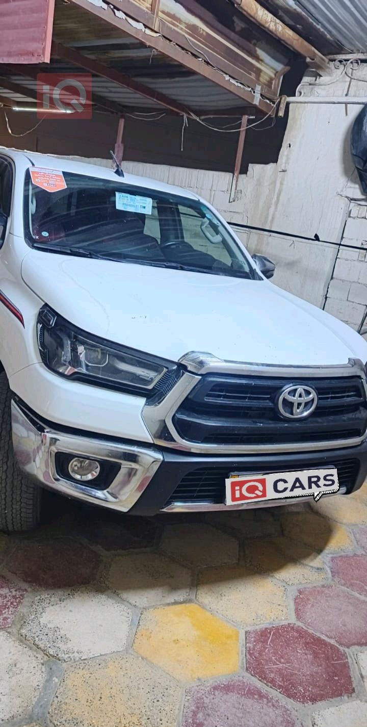 تويوتا هايلوكس